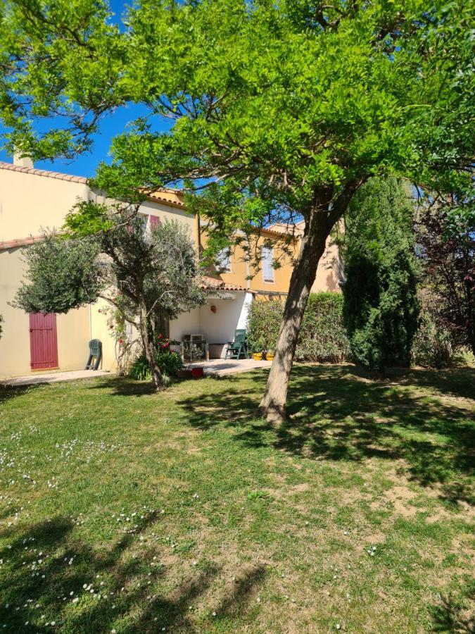 Joli Mazet Provencal De Camargue Villa Arles Exterior photo